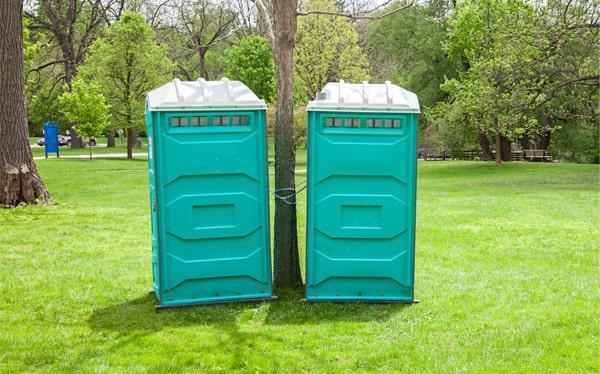 many long-term portable restroom rental companies offer customized options for events or projects that require particular features or amenities